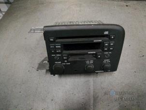 Usagé Radio/Lecteur CD Volvo S80 (TR/TS) 2.4 20V 140 Prix € 52,50 Règlement à la marge proposé par Autodemontage Veenendaal BV