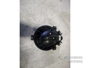 Used Heating and ventilation fan motor BMW Mini One/Cooper (R50) 1.6 16V One Price € 30,45 Margin scheme offered by Autodemontage Veenendaal BV