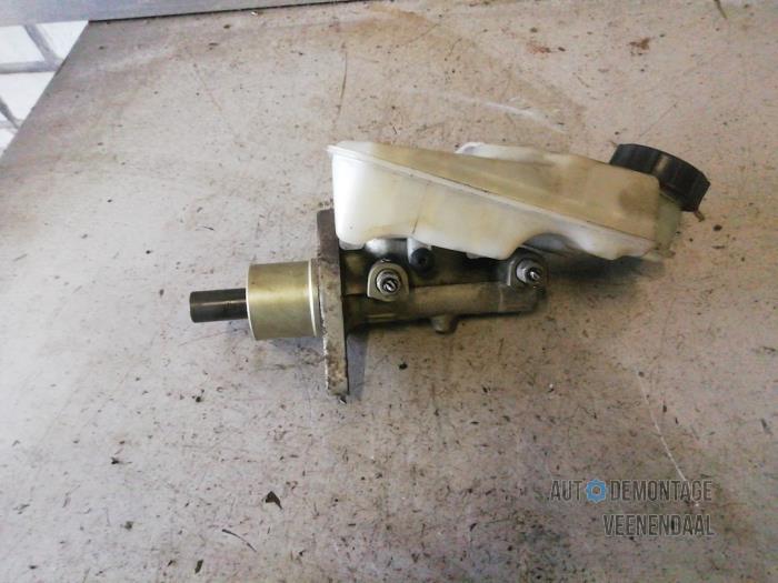 Master cylinder from a Ford Focus 2 1.6 16V 2005