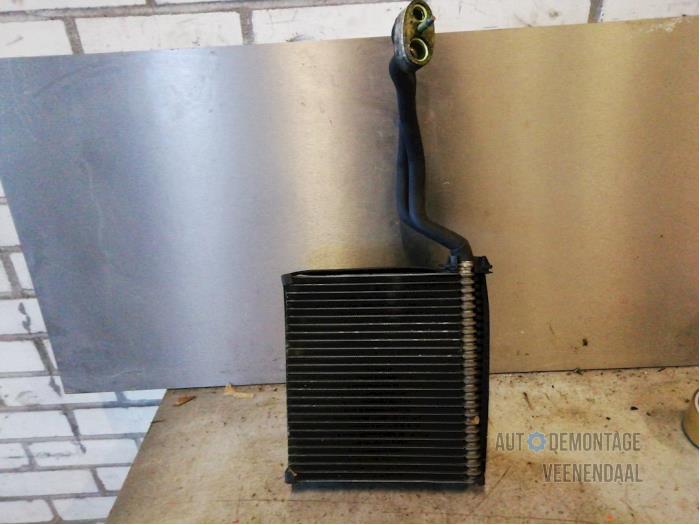 Usagé Radiateur clim Audi A4 Avant (B6) 2.5 TDI 24V Prix € 33,00 Règlement à la marge proposé par Autodeleninkleur