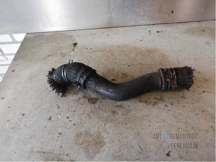 Usagé Tube intercooler Kia Sorento I (JC) 2.5 CRDi 16V Prix € 22,00 Règlement à la marge proposé par Autodeleninkleur