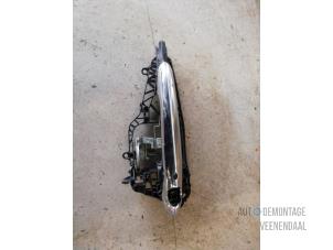 Usados Manija de puerta de 4 puertas izquierda delante Mini Countryman (R60) Precio € 44,00 Norma de margen ofrecido por Autodeleninkleur