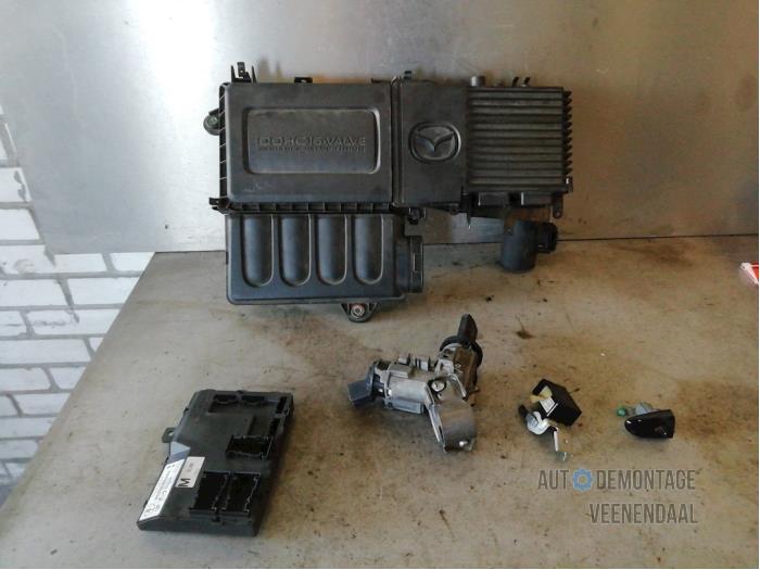 Used Engine management computer Mazda 2 (DE) 1.3 16V S-VT High Power Price € 350,00 Margin scheme offered by Autodeleninkleur