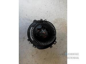 Used Heating and ventilation fan motor Volkswagen Golf VII (AUA) 1.6 TDI 16V Price € 105,00 Margin scheme offered by Autodemontage Veenendaal BV