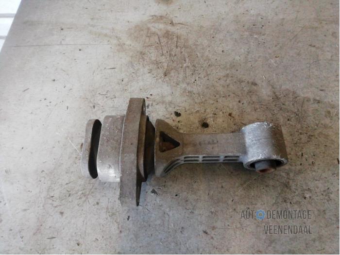 Engine mount Hyundai i20, 2008 / 2015 1.4i 16V, Hatchback, Petrol, 1.396cc, 74kW (101pk), FWD, G4FA, 2008-09 / 2015-12, F5P2; F5P5; F5P9 (Used)