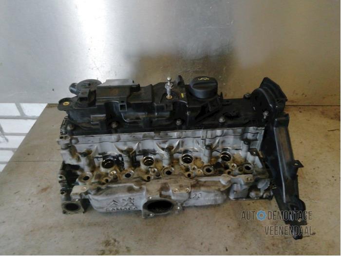 Cylinder Head Peugeot 3008 I 1 6 Hdif 16v 9hr