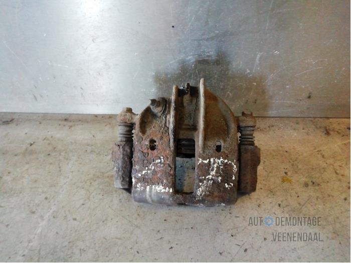 Gebrauchte Bremszange rechts vorne Volvo V40 (VW) 1.9 D Preis € 30,00 Margenregelung angeboten von Autodeleninkleur
