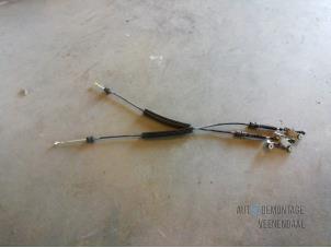 Used Gearbox shift cable Volkswagen Fox (5Z) 1.4 16V Price € 45,00 Margin scheme offered by Autodemontage Veenendaal BV