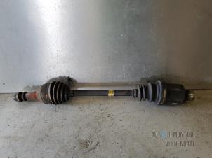 Used Front drive shaft, right Chevrolet Evanda 2.0 16V Price € 40,00 Margin scheme offered by Autodemontage Veenendaal BV