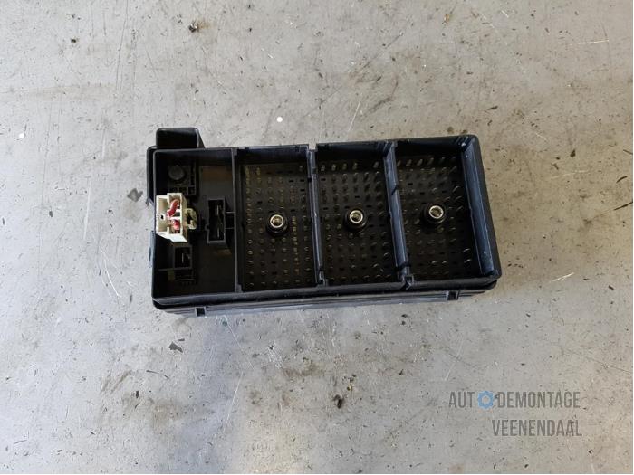 Begagnade Säkringsbox Chevrolet Evanda 2.0 16V Pris € 50,00 Marginaltabell erbjuds av Autodeleninkleur