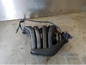 Used Intake manifold BMW Mini One/Cooper (R50) 1.6 16V One Price € 30,00 Margin scheme offered by Autodemontage Veenendaal BV