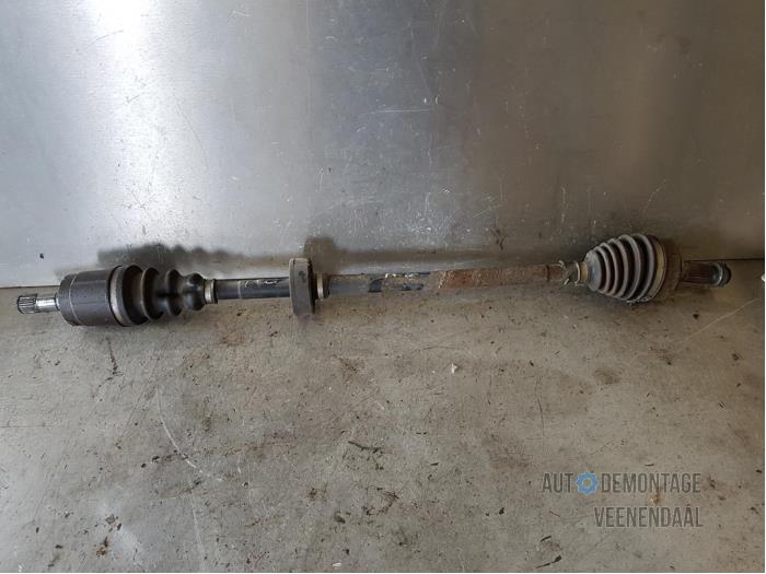 Front drive shaft, right from a Honda Jazz (GD/GE2/GE3) 1.2 i-DSi 2004