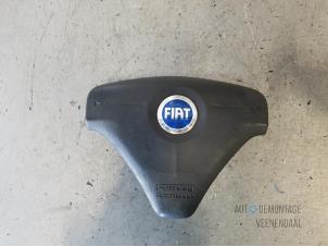 Używane Poduszka powietrzna lewa (kierownica) Fiat Croma (194) 2.2 MPI 16V Cena € 29,00 Procedura marży oferowane przez Autodemontage Veenendaal BV