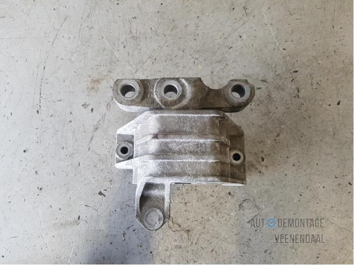 Used Engine mount Fiat Croma (194) 2.2 MPI 16V Price € 25,00 Margin scheme offered by Autodeleninkleur