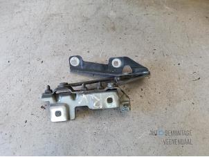 Used Bonnet Hinge Opel Insignia 2.0 CDTI 16V 160 Ecotec Price € 10,00 Margin scheme offered by Autodemontage Veenendaal BV