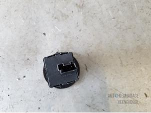 Ignition lock + computer from a Opel Insignia 2.0 CDTI 16V 160 Ecotec 2010