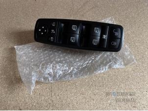 New Multi-functional window switch Mercedes A (W169) Price € 30,25 Inclusive VAT offered by Autodemontage Veenendaal BV