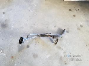 Used Fuel tank filler pipe Nissan Note (E11) 1.4 16V Price € 19,00 Margin scheme offered by Autodemontage Veenendaal BV