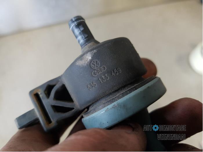 Begagnade Vakuumventil Seat Arosa (6H1) 1.4 MPi Pris € 8,00 Marginaltabell erbjuds av Autodeleninkleur
