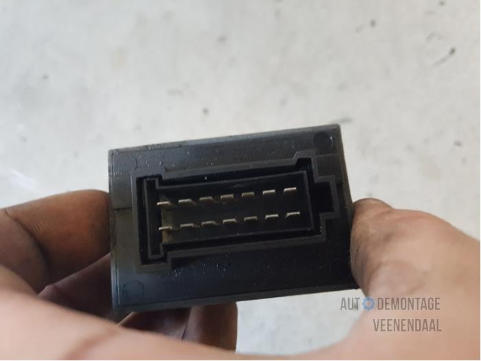 Usagé Moule LPG Saab 9-3 I (YS3D) 2.0t 16V Ecopower Prix € 29,00 Règlement à la marge proposé par Autodeleninkleur