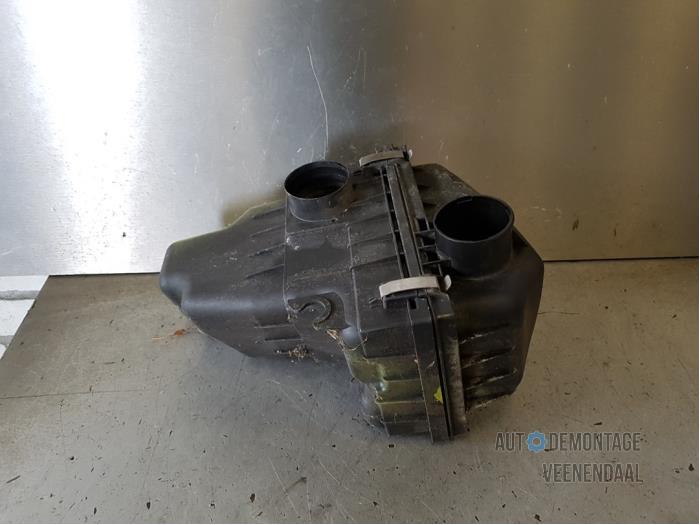 Gebrauchte Luftfiltergehäuse Suzuki Wagon-R+ (RB) 1.3 16V Preis € 25,00 Margenregelung angeboten von Autodeleninkleur