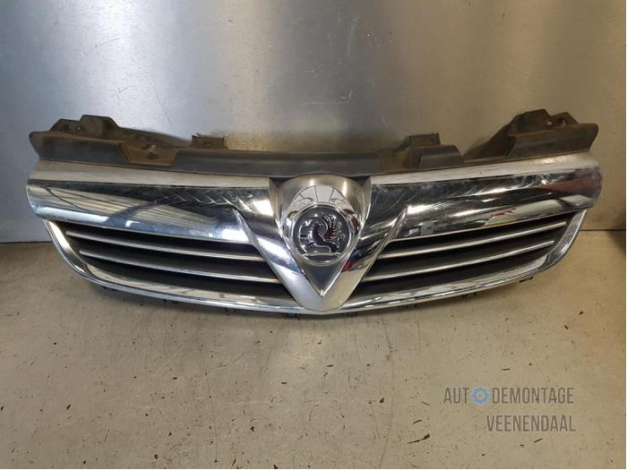Begagnade Grill Opel Zafira Mk.II (M75) 1.8 16V Pris € 35,00 Marginaltabell erbjuds av Autodeleninkleur