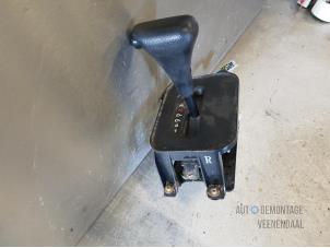 Used Automatic gear selector Honda Civic (EJ/EK) 1.4iS 16V Price € 20,00 Margin scheme offered by Autodemontage Veenendaal BV