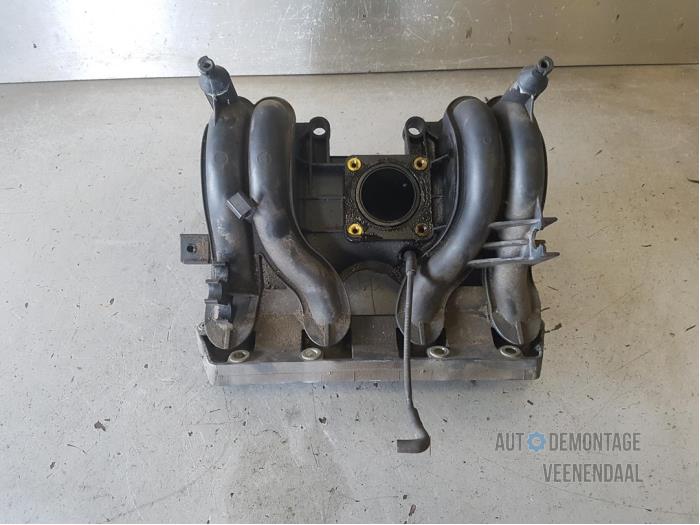Begagnade Insugsrör Volkswagen Polo III (6N2) 1.4 Pris € 20,00 Marginaltabell erbjuds av Autodeleninkleur