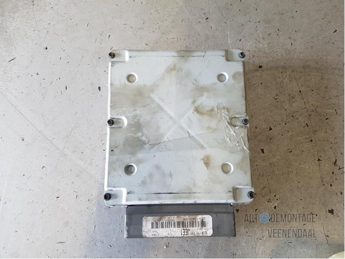 Engine management computer from a Ford Mondeo III Wagon 2.0 TDCi 130 16V 2002