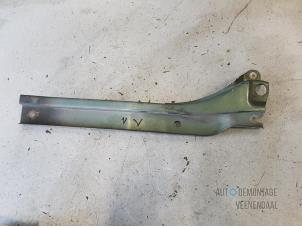 Used Chassis bar, front Kia Rio (DC22/24) 1.5 RS,LS 16V Price € 10,00 Margin scheme offered by Autodemontage Veenendaal BV