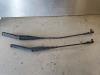 Ford Focus 2 1.6 16V Front wiper arm