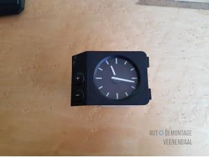 Used Clock BMW 3 serie (E36/2) 316i Price € 10,50 Margin scheme offered by Autodemontage Veenendaal BV
