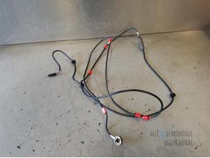 Used Antenna (miscellaneous) Nissan Pixo (D31S) 1.0 12V Price € 10,50 Margin scheme offered by Autodemontage Veenendaal BV