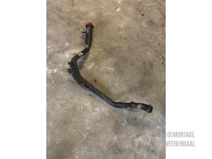 Gebrauchte Füllrohr Kraftstofftank Opel Insignia 2.0 CDTI 16V 160 Ecotec Preis € 33,00 Margenregelung angeboten von Autodeleninkleur