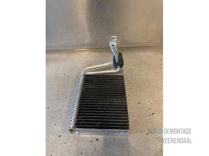 Begagnade AC-radiator Renault Trafic New (FL) 2.0 dCi 16V 115 Pris € 25,00 Marginaltabell erbjuds av Autodeleninkleur