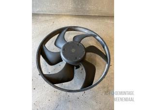 Used Cooling fans Renault Trafic New (FL) 2.0 dCi 16V 115 Price € 40,00 Margin scheme offered by Autodemontage Veenendaal BV