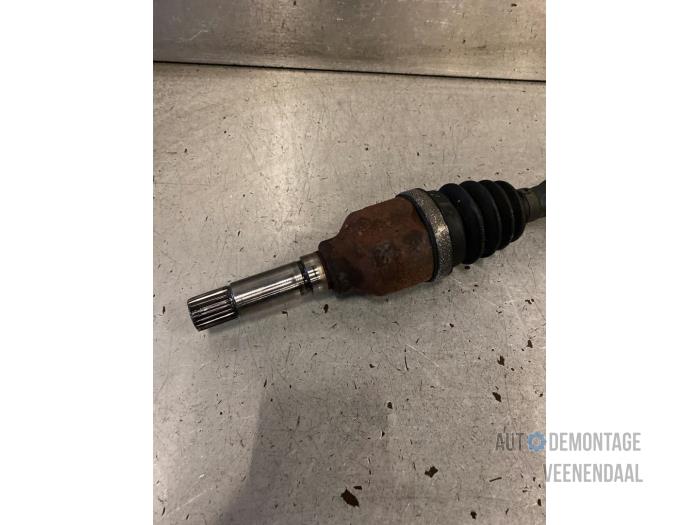 Front drive shaft, right from a Citroën DS3 (SA) 1.6 VTi 120 16V 2011
