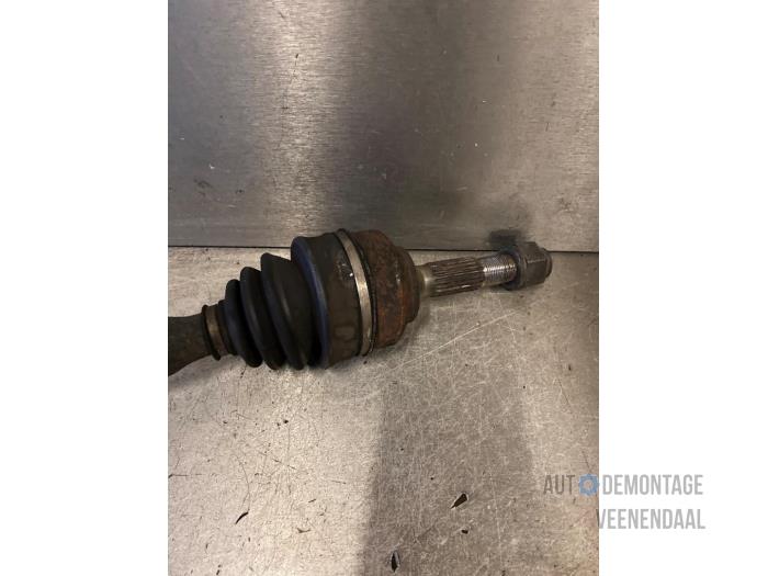 Front drive shaft, right from a Citroën DS3 (SA) 1.6 VTi 120 16V 2011
