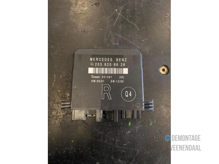 Usagé Module confort Mercedes C (W203) 2.0 C-200K 16V Prix € 15,00 Règlement à la marge proposé par Autodeleninkleur