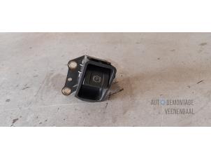 Used Parking brake switch Toyota Avensis (T27) 2.0 16V D-4D-F Price € 14,00 Margin scheme offered by Autodemontage Veenendaal BV