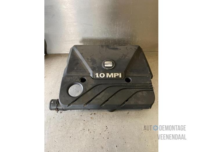 Begagnade Luftfilterhus Seat Arosa (6H1) 1.0 MPi Pris € 14,00 Marginaltabell erbjuds av Autodeleninkleur
