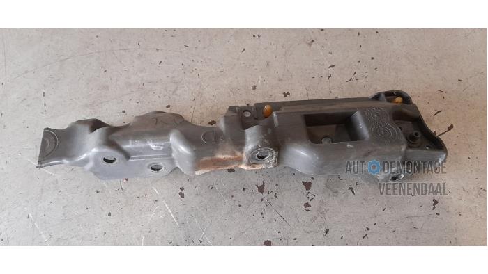 Front bumper bracket, right from a Renault Scénic III (JZ) 1.6 16V 2009