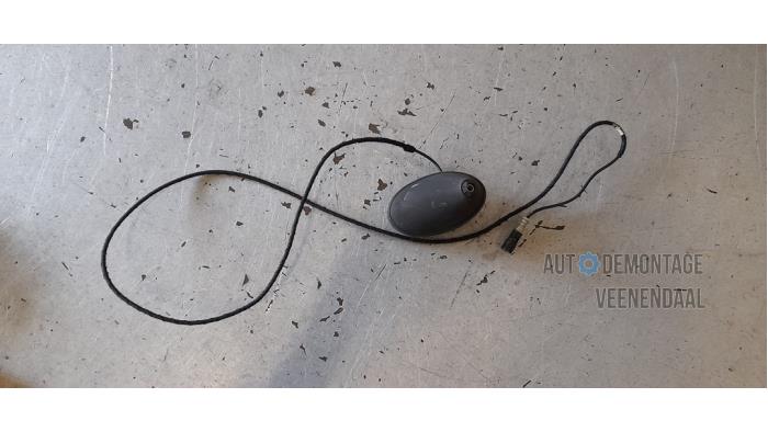 Radio antenna