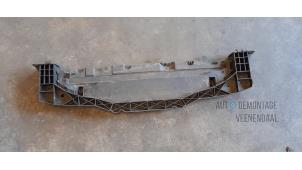 Used Front bumper frame Peugeot 207 SW (WE/WU) 1.4 Price € 19,00 Margin scheme offered by Autodemontage Veenendaal BV