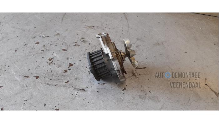 Begagnade Vattenpump Fiat Panda (169) 1.2 Fire Pris € 20,00 Marginaltabell erbjuds av Autodeleninkleur