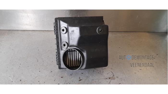 Begagnade Luftfilterhus Mitsubishi Colt (CA/CC) 1.3 i GL,EL 12V Pris € 15,00 Marginaltabell erbjuds av Autodeleninkleur