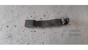 Used Rear seatbelt buckle, centre Mitsubishi Colt (CA/CC) 1.3 i GL,EL 12V Price € 9,45 Margin scheme offered by Autodemontage Veenendaal BV