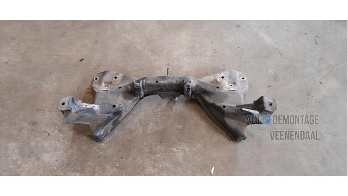 Usados Subchasis Volvo V40 (VW) 1.8 16V Precio € 33,00 Norma de margen ofrecido por Autodeleninkleur