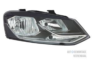 Neuf Kit phares gauche + droite Volkswagen Polo V (6R) Prix € 229,90 Prix TTC proposé par Autodemontage Veenendaal BV