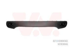New Rear bumper component, central Peugeot 107 Price € 32,67 Inclusive VAT offered by Autodemontage Veenendaal BV